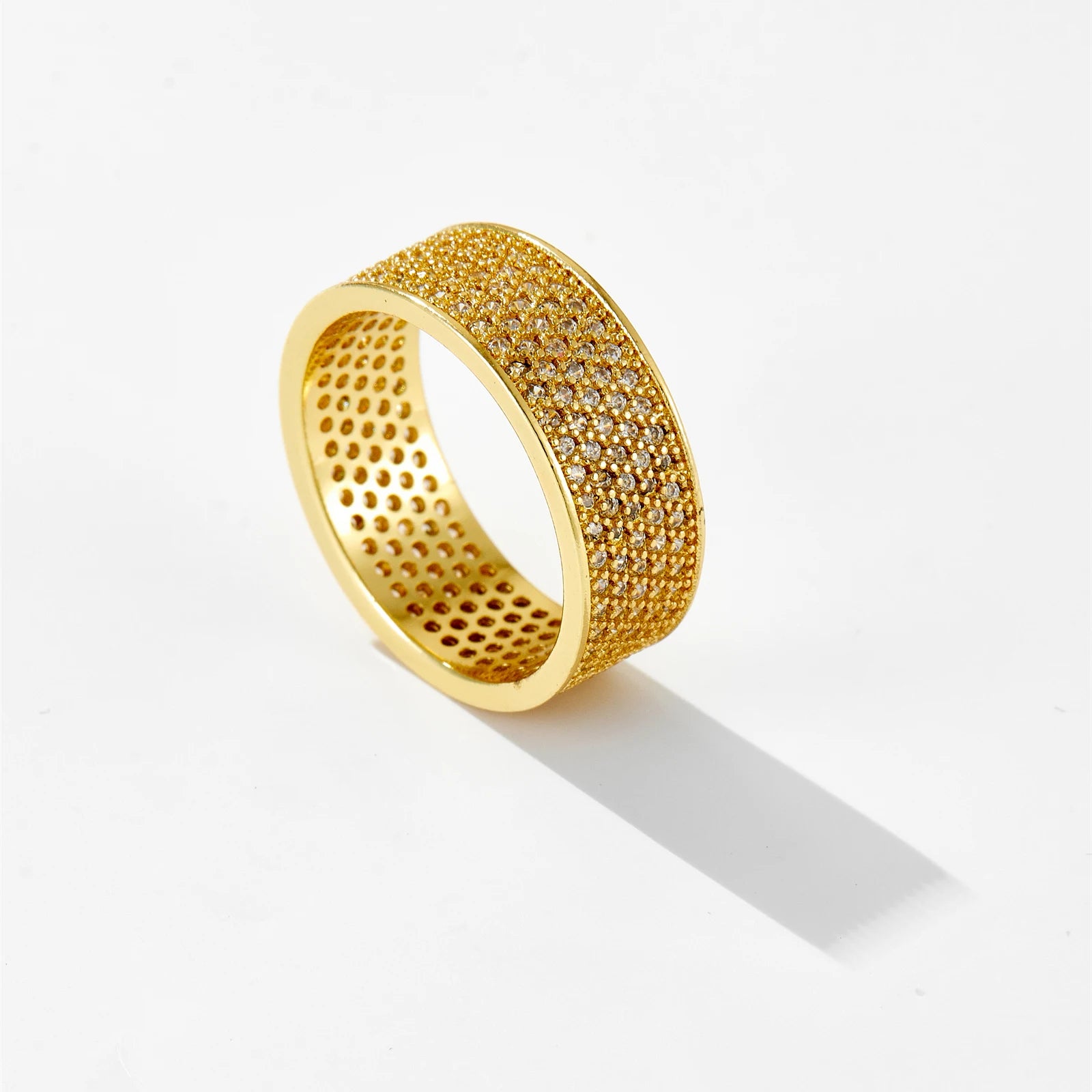 Circle Diamond Ring - Regal Collective