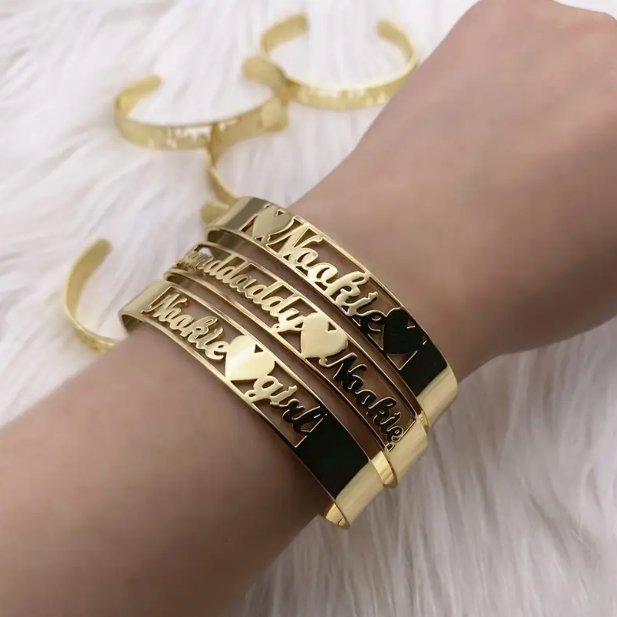 Personalized Love Heart Bracelet - Regal Collective