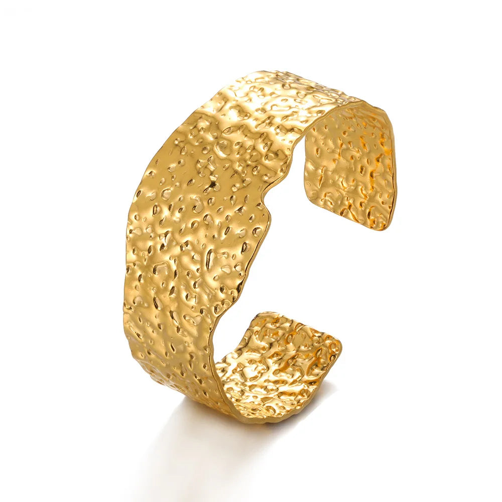 Retro Bangle Bracelet - Regal Collective
