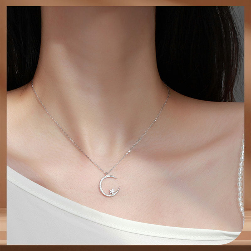 Twinkling Crescent Moon Necklace - Regal Collective
