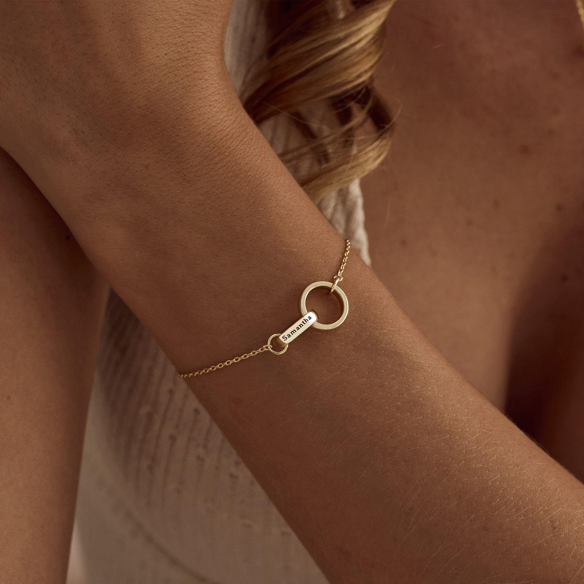 Personalized Circle Name Bracelet