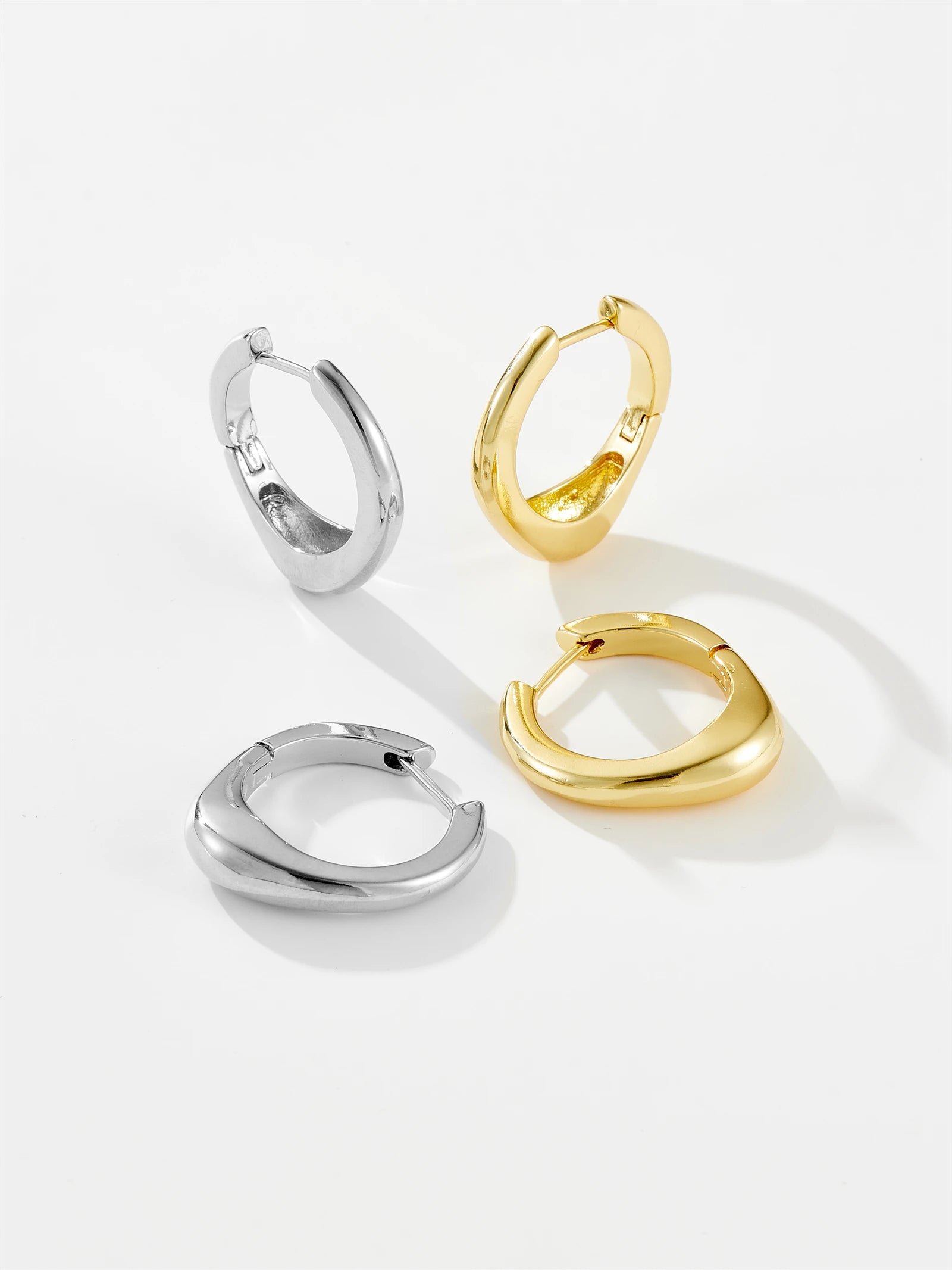Wave Hoop Earrings - Regal Collective