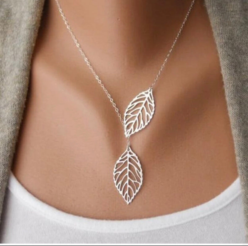 Golden Leaves Chain Necklace - Regal Collective