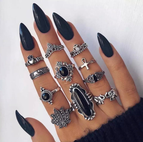 Black Diamond Ring Set - Regal Collective
